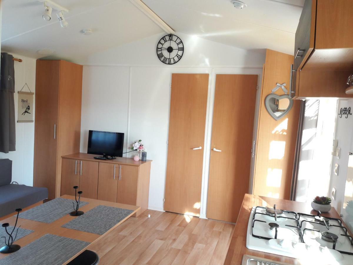 Le Bosc  Lous Rousselsヴィラ エクステリア 写真